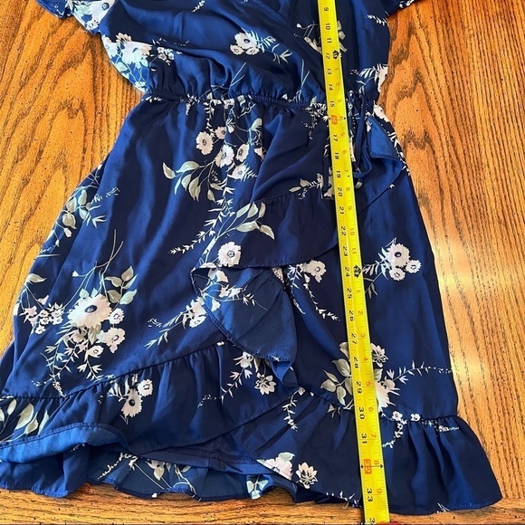 Francesca’s Miami Blue and White Floral Ruffle Dress in Size XS - Picture 9 of 10